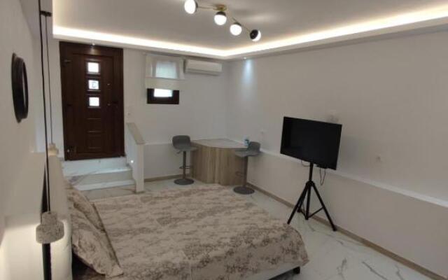 Theasis 3