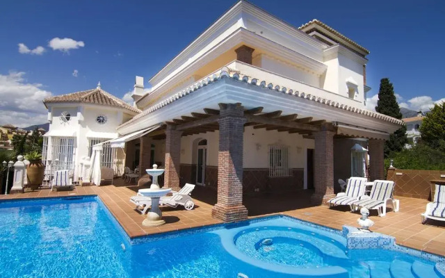 Villa Pergola