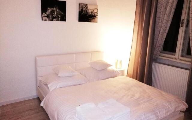 Entrez Apartment 3 - Historical Centre
