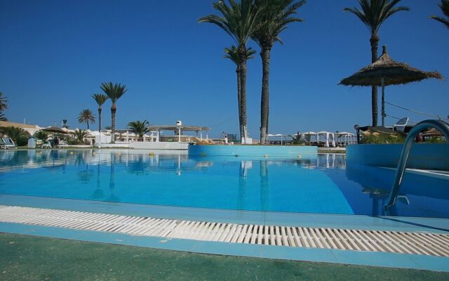 Hotel Les Palmiers Beach Holiday Village