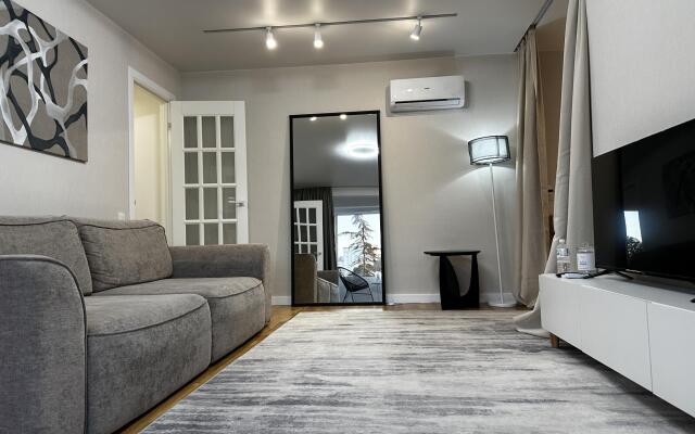 LetoApart на Конституции СССР