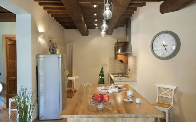 Casale Degli Ulivi 12 by Marche Holiday Villas