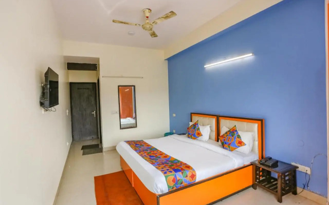 FabExpress Red Roof Residency