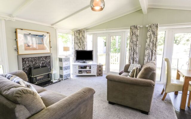 Orchard Lodge