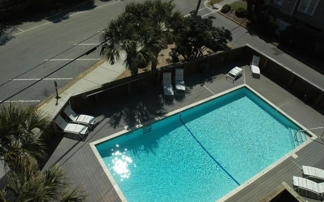 Summer Sands Suites