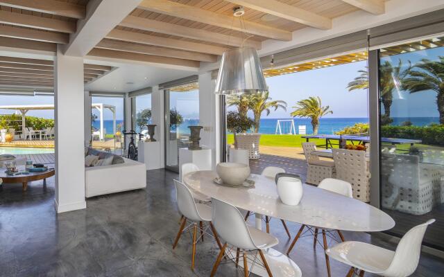 Beachfront Dream Villa
