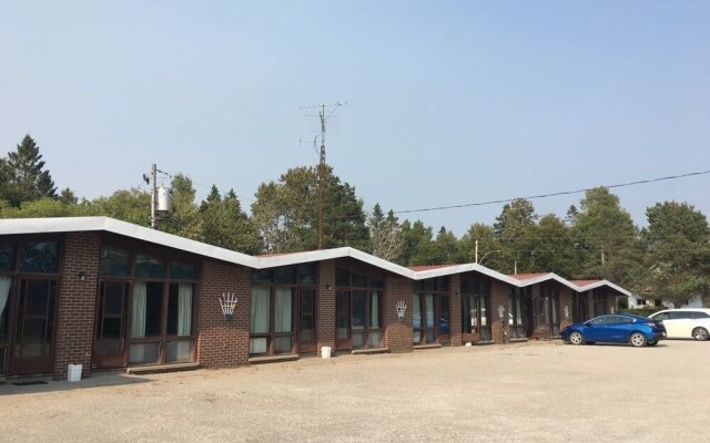 Huron Sands Motel