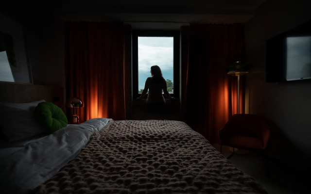 KONCEPT Hotel International