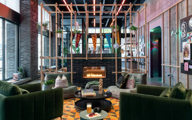 Moxy Portland Downtown
