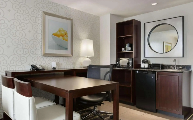 Embassy Suites by Hilton Savannah Airport