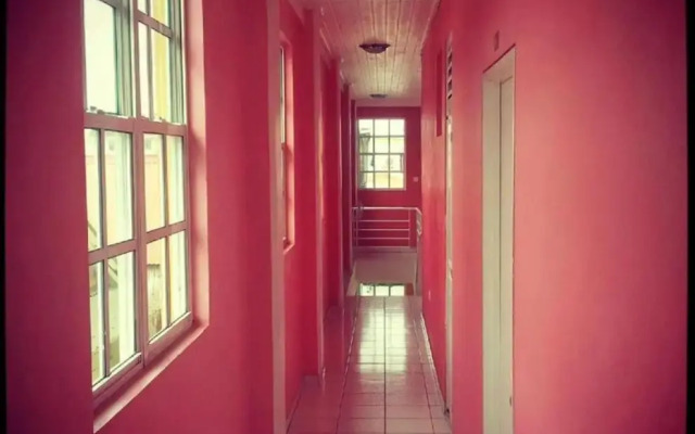 La Flamboyant Hotel