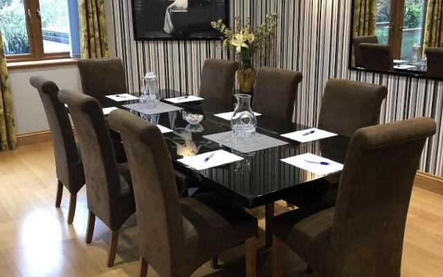 Hamble Retreat House and Luxury Studios