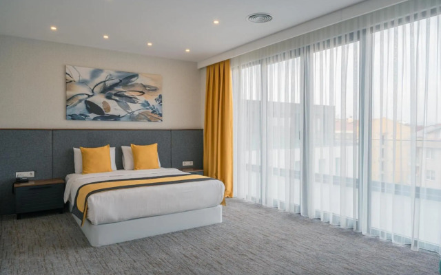 Leo suites Hotel