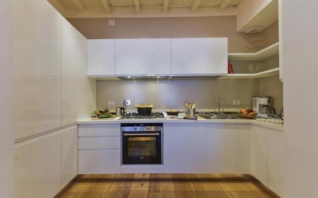 Don Giovanni Halldis Apartment