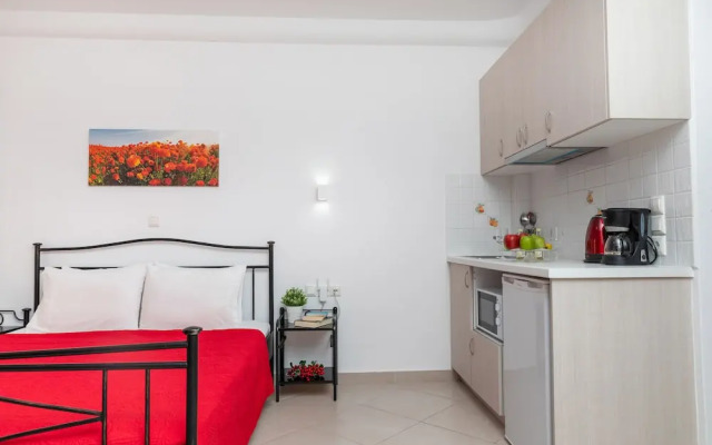 Naxos Diamond Studios Apartments