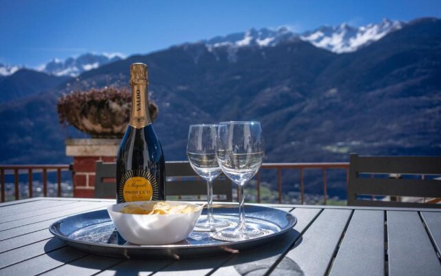 Panoramic Italian Alps Apartment Agape
