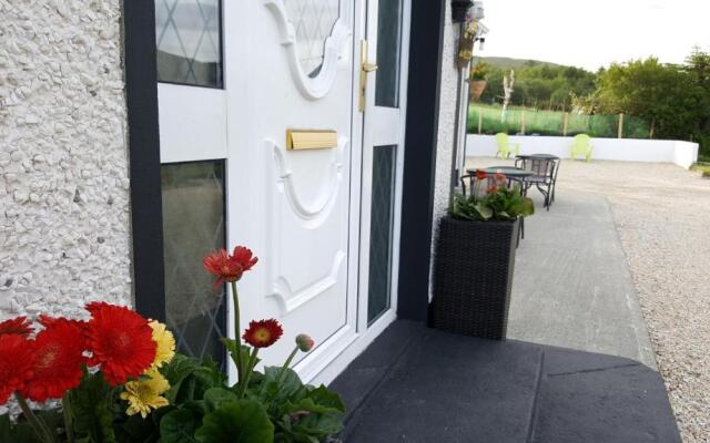 An Charraig Ban on the wild Atlantic way F94WT02