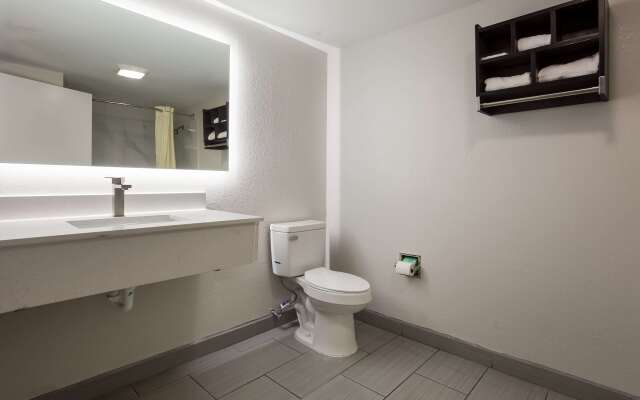 Econo Lodge Mobile Airport Blvd.