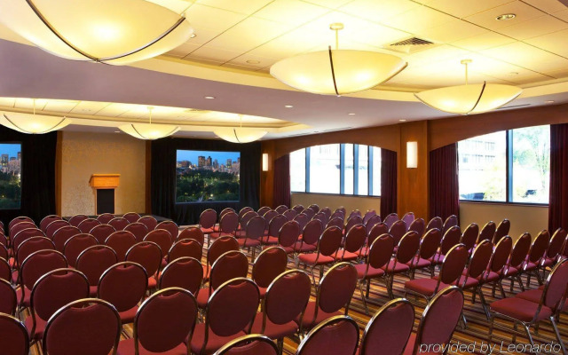 Four Points by Sheraton Boston Newton