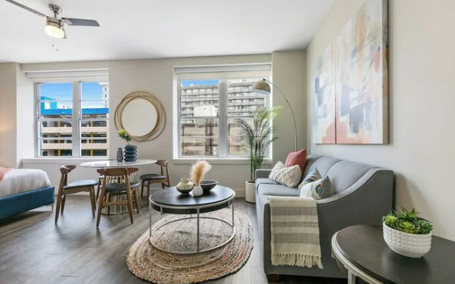 Charming Studio Near French Quarter