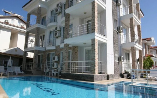 Stella Classic Apart