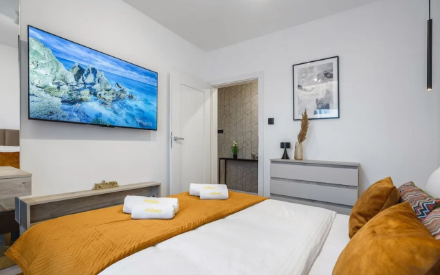 Emihouse Riverside Apartments