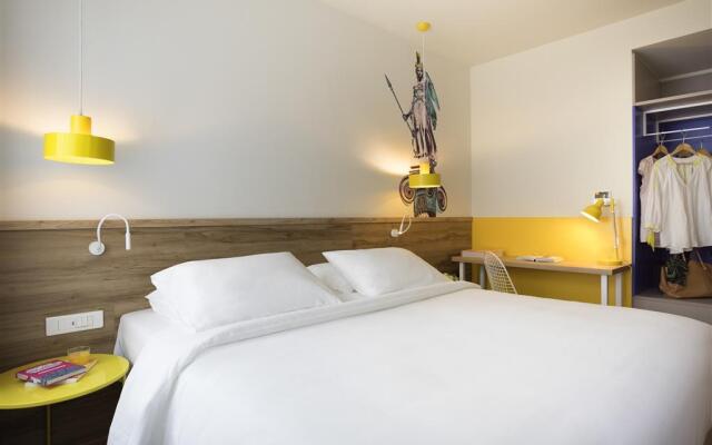 Ibis Styles Athens Routes