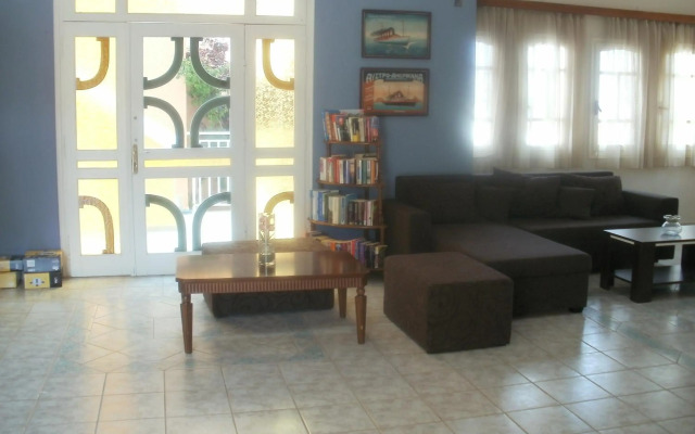 Ormos Atalia Aparthotel