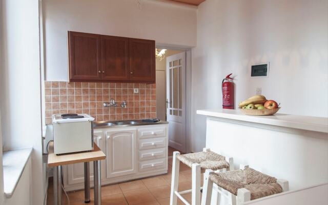 Kasteli Suites