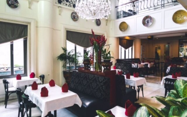 Geulis Boutique Hotel & Cafe