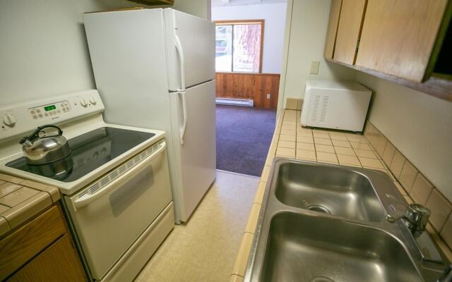 Beautifully Remodeled 2 Bed 2 Bath Condo with Mountain View! Great Location, Close to Slopes! (Unit 302 at 1849) by RedAwning