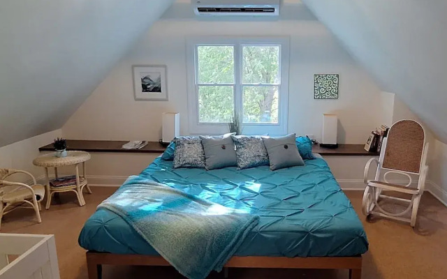 The Oak Park Loft