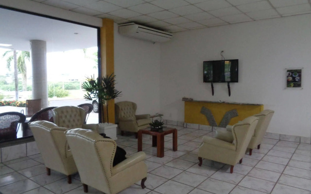 Rio Claro Plaza Hotel