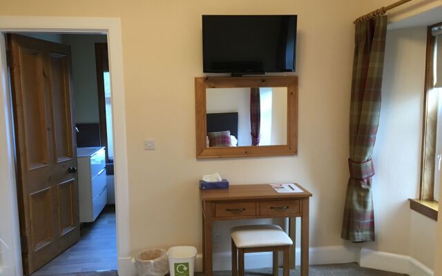 Rossmount Guest House