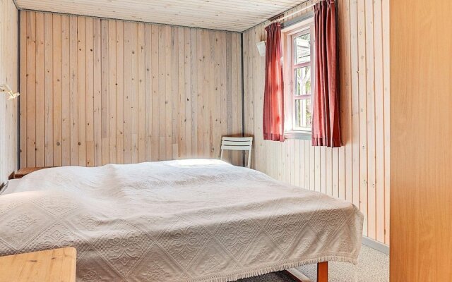 Rustic Holiday Home in Hemmet near Fjord