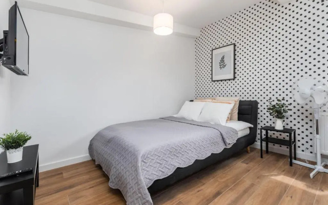 Swietokrzyska 16 (E-G) by Homeprime