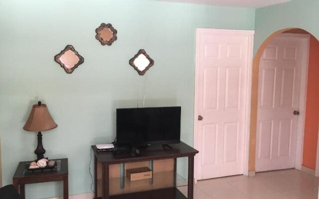 Bellas Place