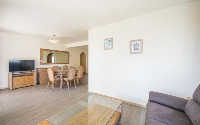 Apartment - 2 Bedrooms with WiFi and Sea views - 108354