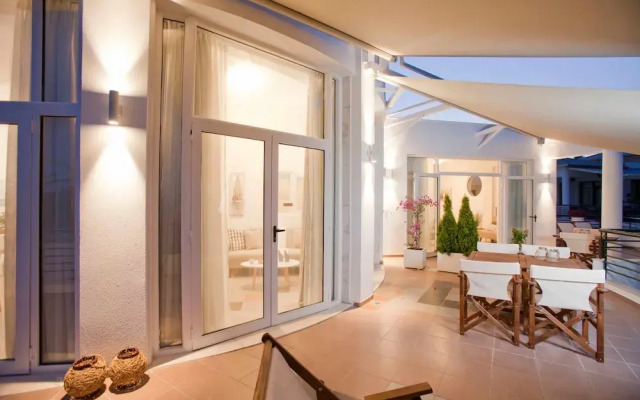Zennova 33 Kallithea Blue Paradise
