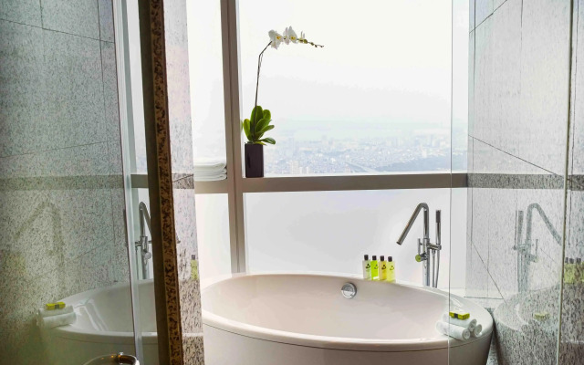 InterContinental Hanoi Landmark72 by IHG