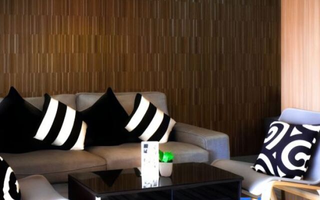 Ingnaam Hotel