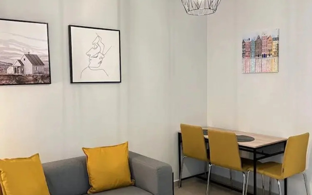 Embassy Apartment - I1