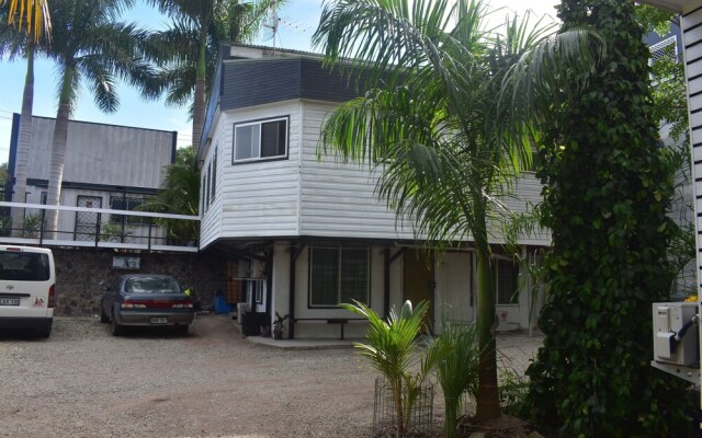 Hohola Apartments