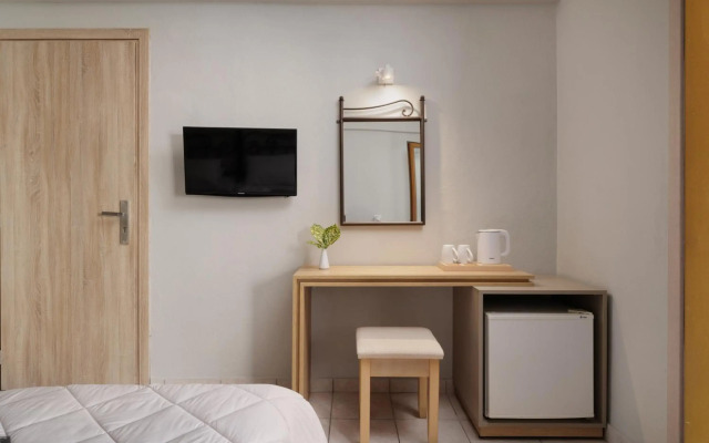 Louvre Hotel