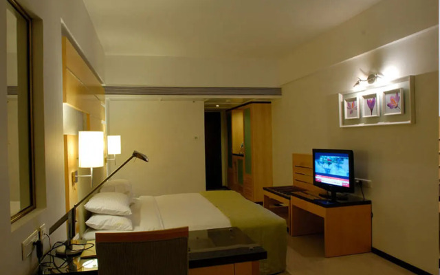 Peninsula Grand Hotel