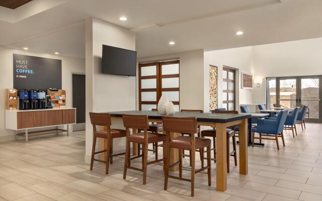 Hampton Inn Suites Opelika I85 Auburn Area