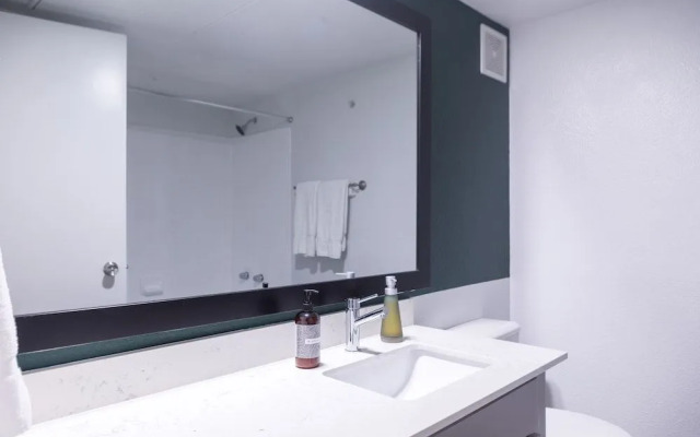 WanderJaunt - Apartments at the Domain