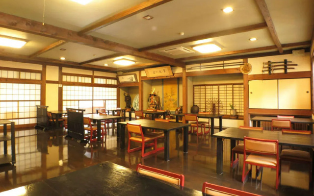 Shirataki Hotel