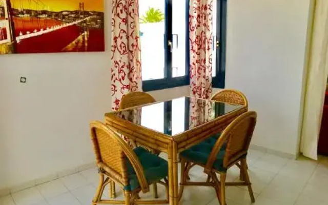 Apartamentos Playa Los Barqueros