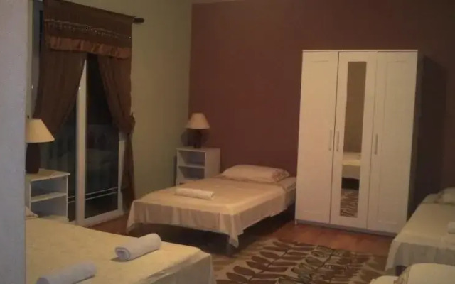 Apartments Gutic